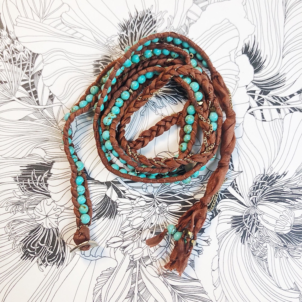 Silk Bead Wrap Bracket in Turquoise Color